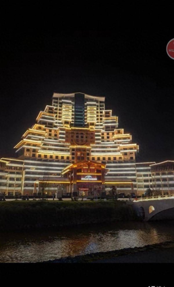 顺配宝 贵州“天下第一水司楼”已变身全新酒店：12种房型，最高2321元/晚